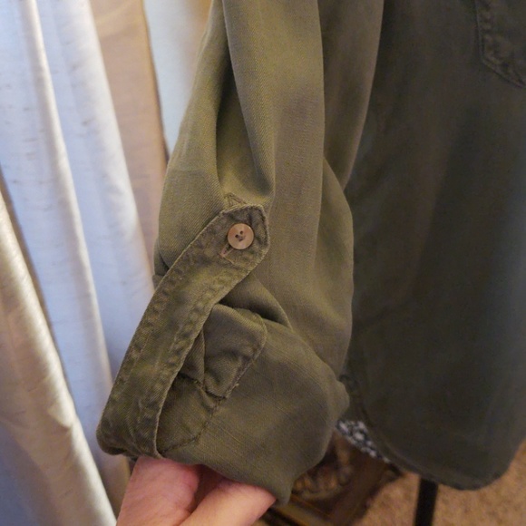 Shirt - Picture 2 of 3